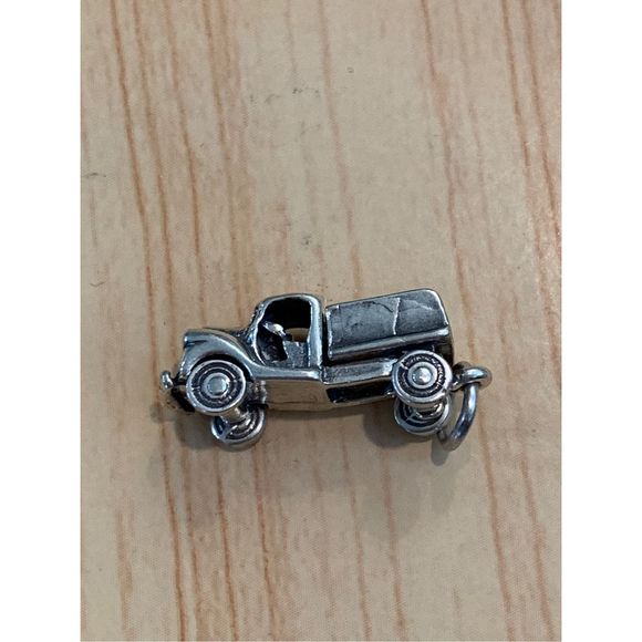 .925 Vintage Moveable Truck Sterling Silver Jewelry Charm - Picture 5 of 7